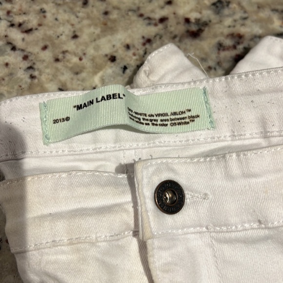 COPY - Off-White C/O Virgil Abloh  X Futura Alien Pants - Picture 5 of 11